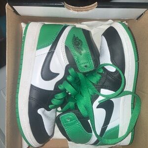 Jordan 1 Hi Kids Green and Black Sneakers